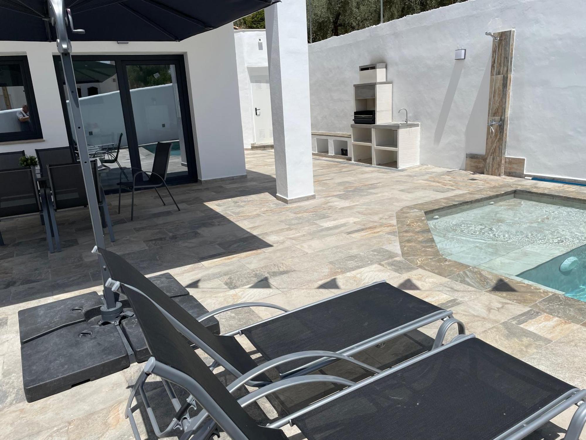 Villa La Fuente Mondron Exterior photo