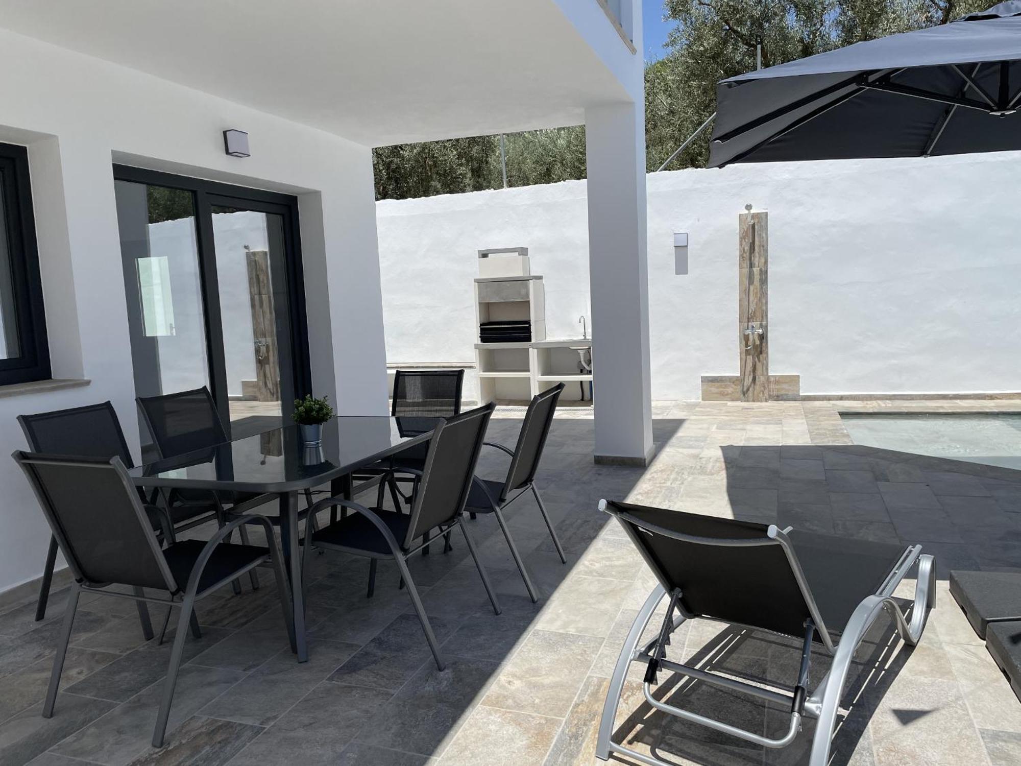 Villa La Fuente Mondron Exterior photo